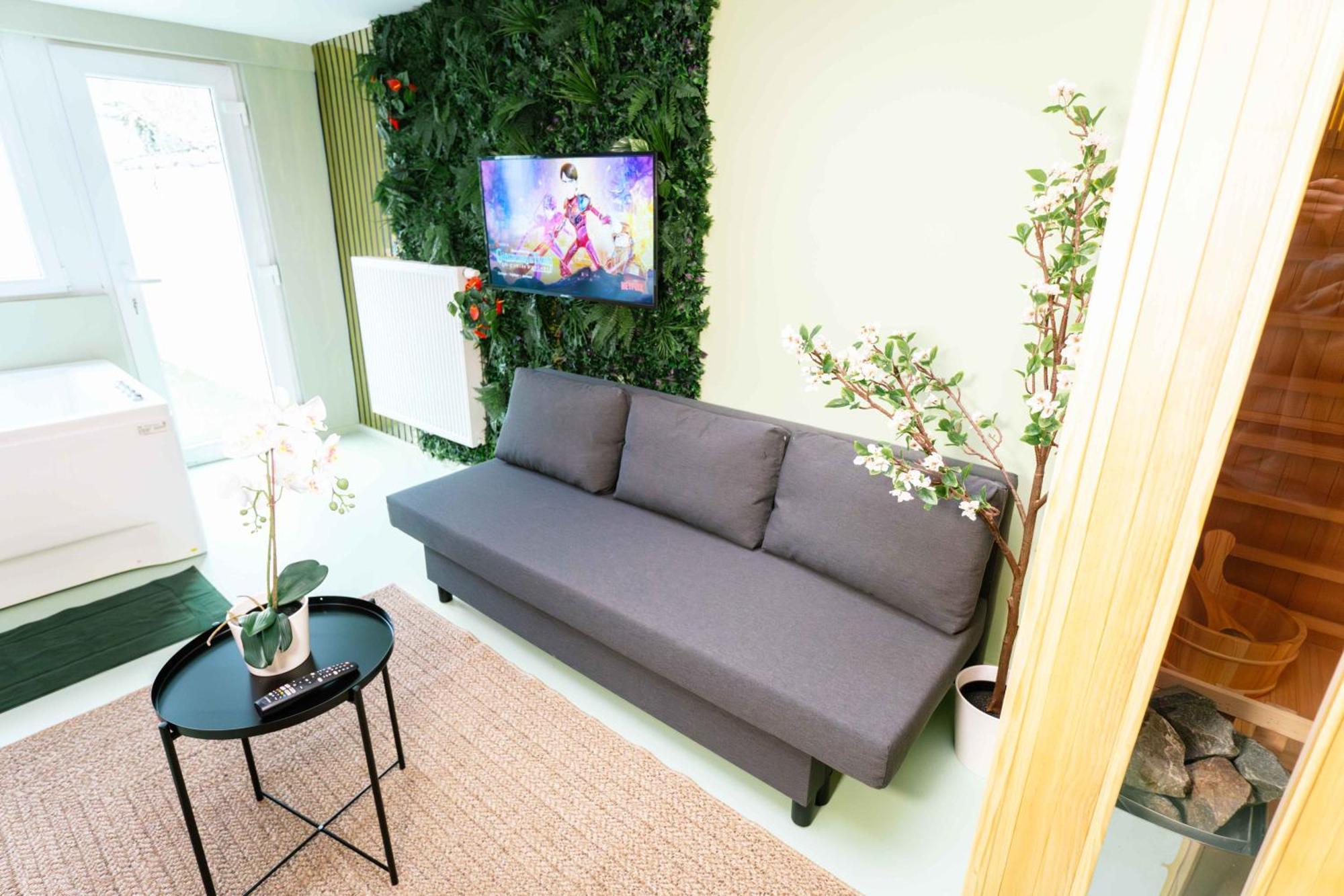 Capsule Flower - Balneo - Cinema - Billard - Nintendo Switch - Mons Centre Dış mekan fotoğraf